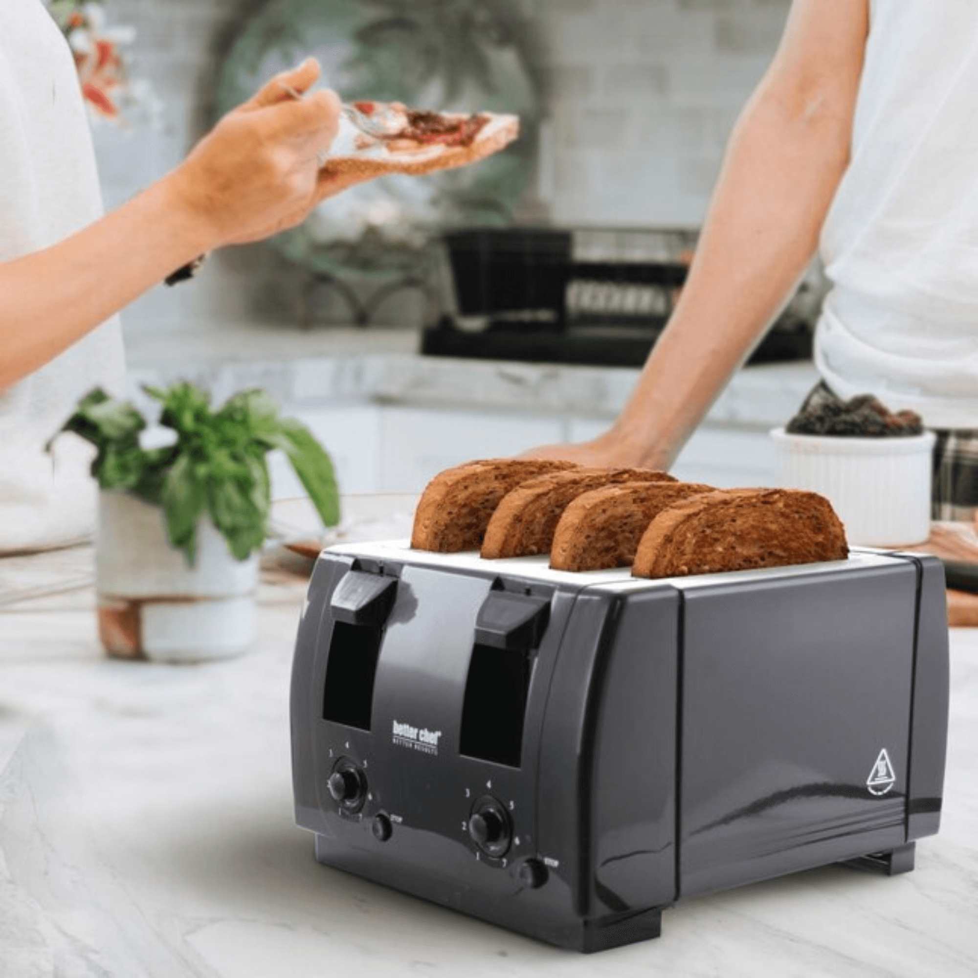 Better Chef Wide Slot 4-Slice Dual Control Toaster - REFURBISHED