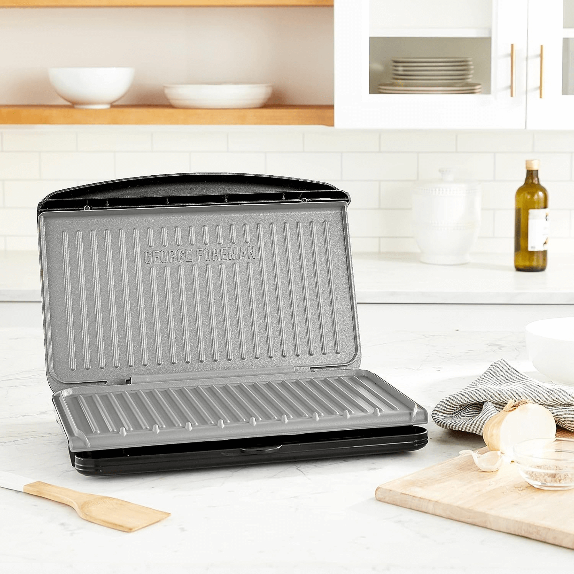 George Foreman 9-Serving Electric Indoor Grill - REFURBISHED