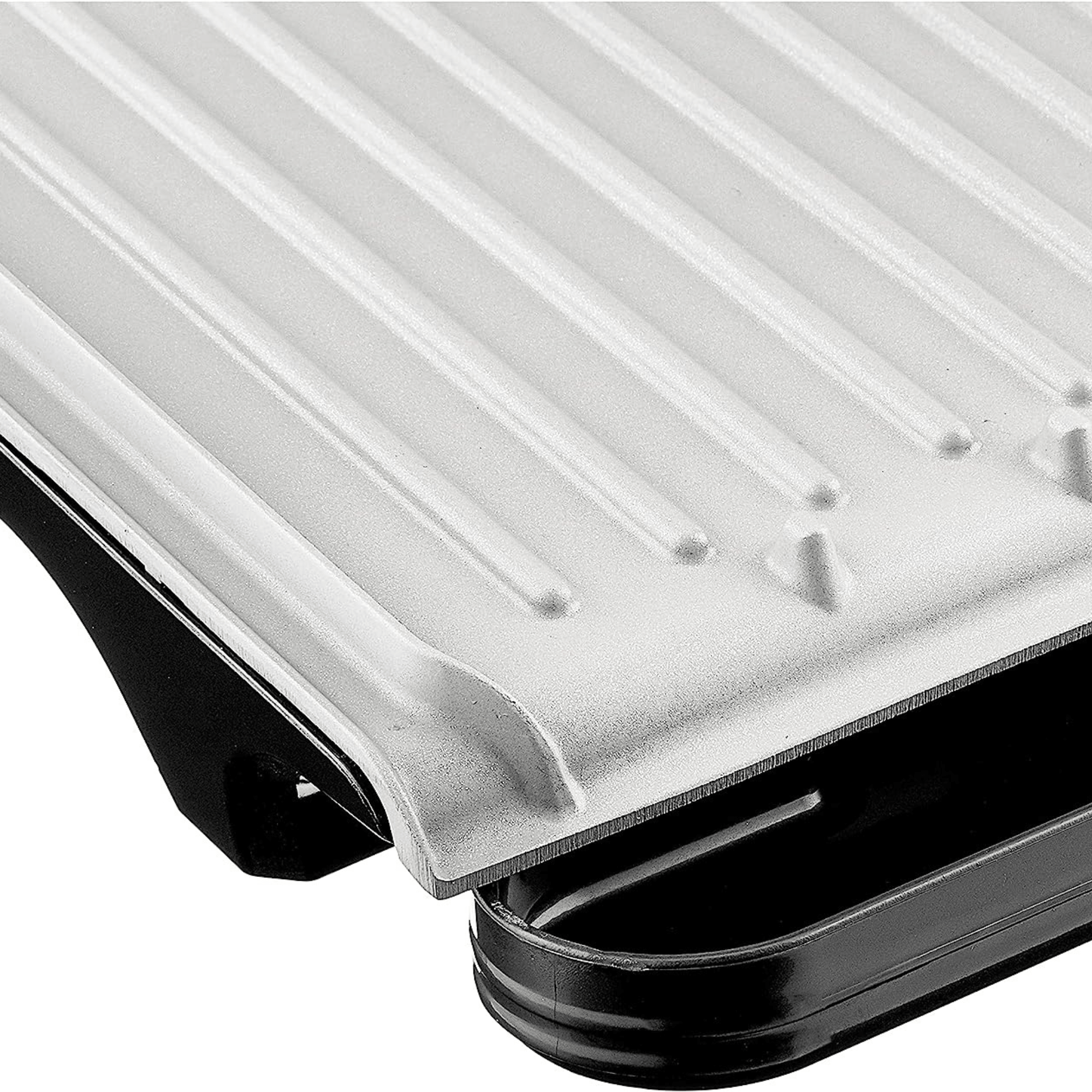 George Foreman 9-Serving Electric Indoor Grill - REFURBISHED