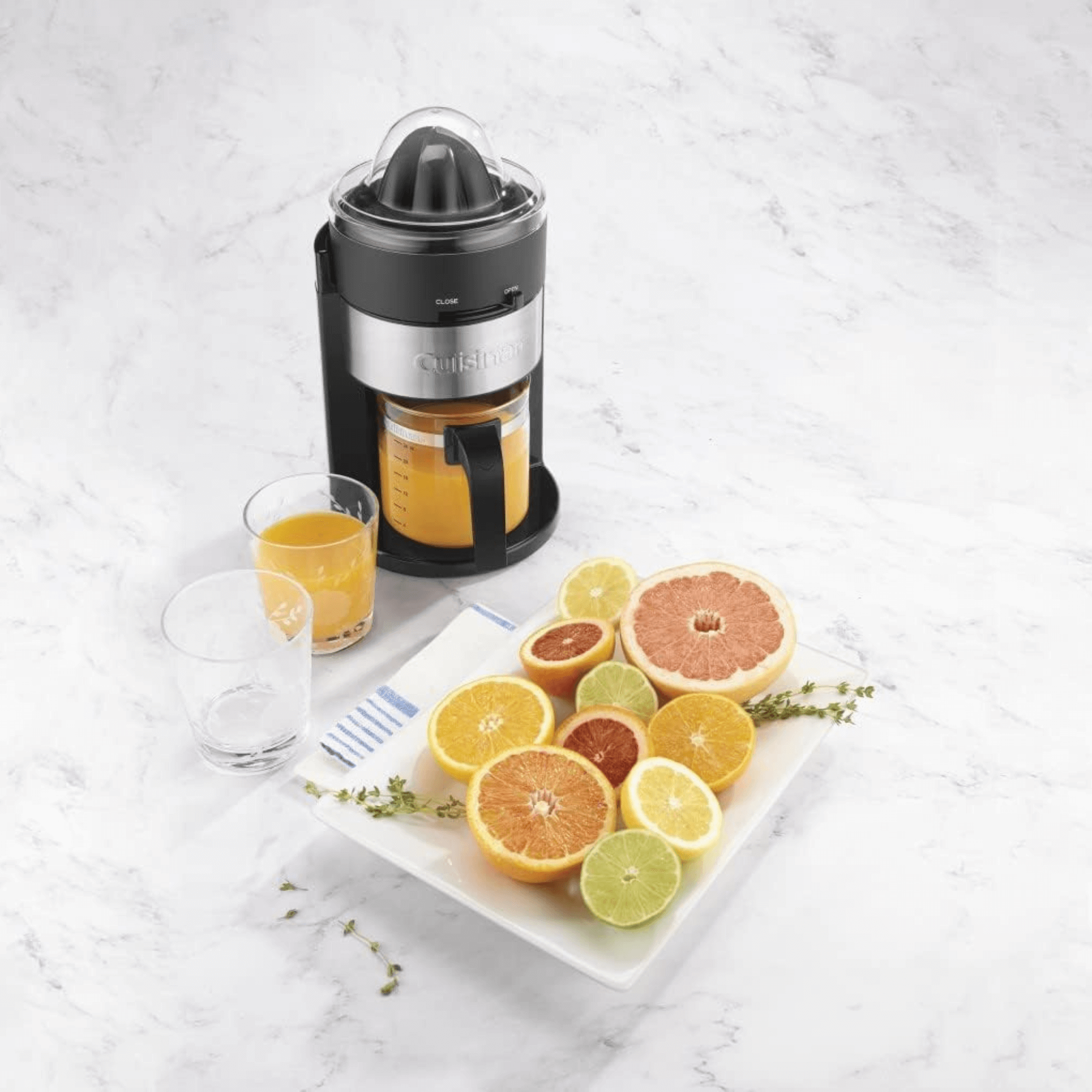 Cuisinart Deluxe Citrus Juicer with Glass Carafe