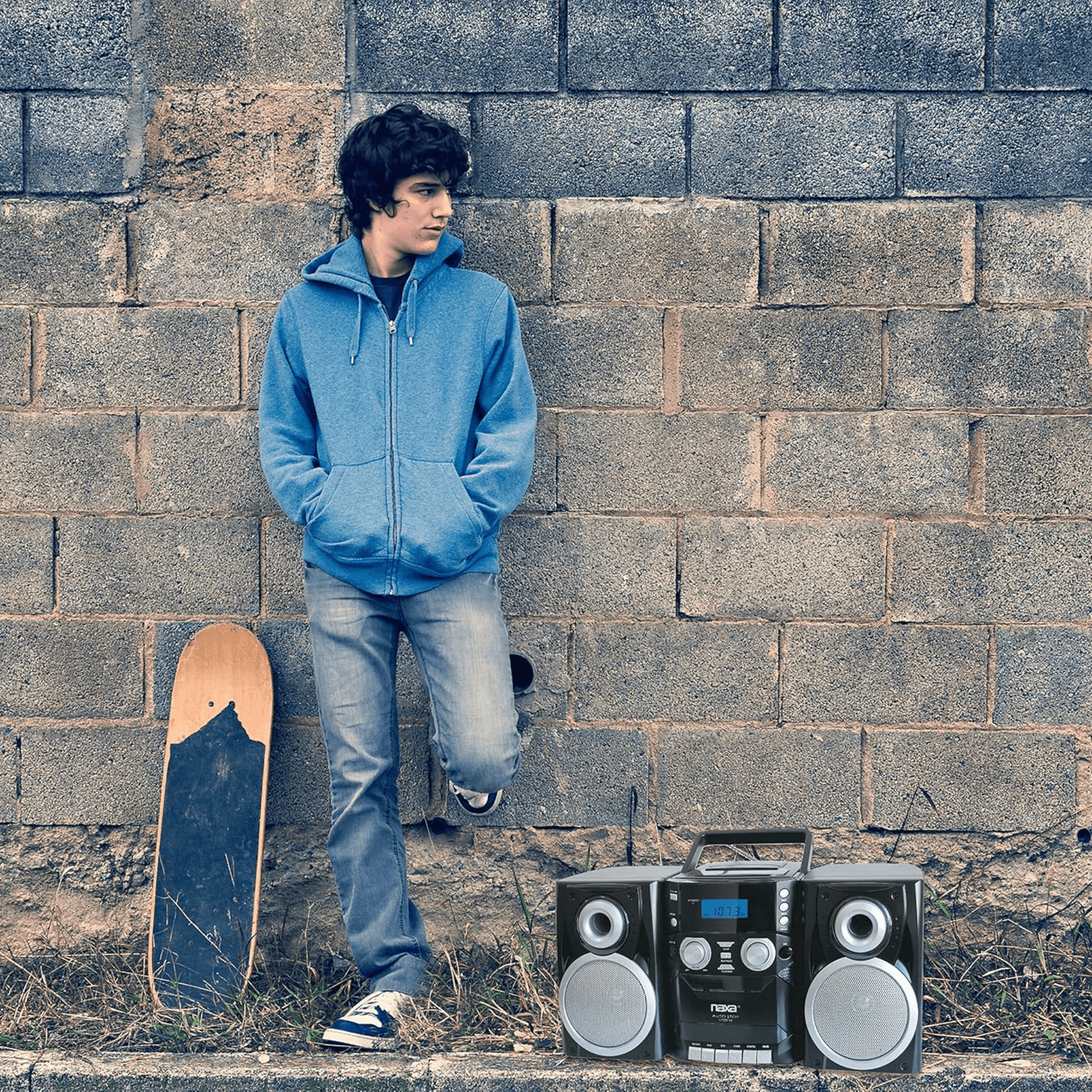 Naxa Portable CD Player with AM FM Stereo Radio Cassette Player and Recorder