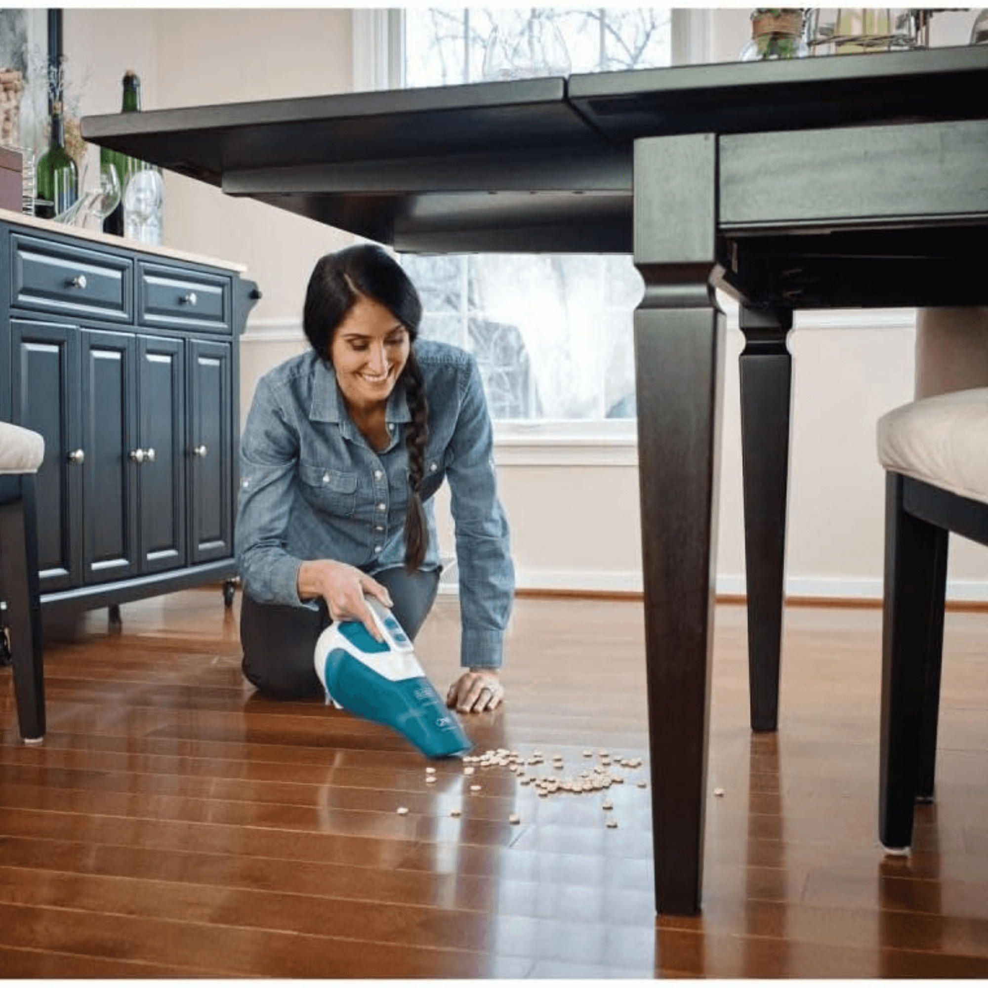 Black & Decker Dustbuster Lithium Wet Dry 2AH Cordless Hand Vacuum